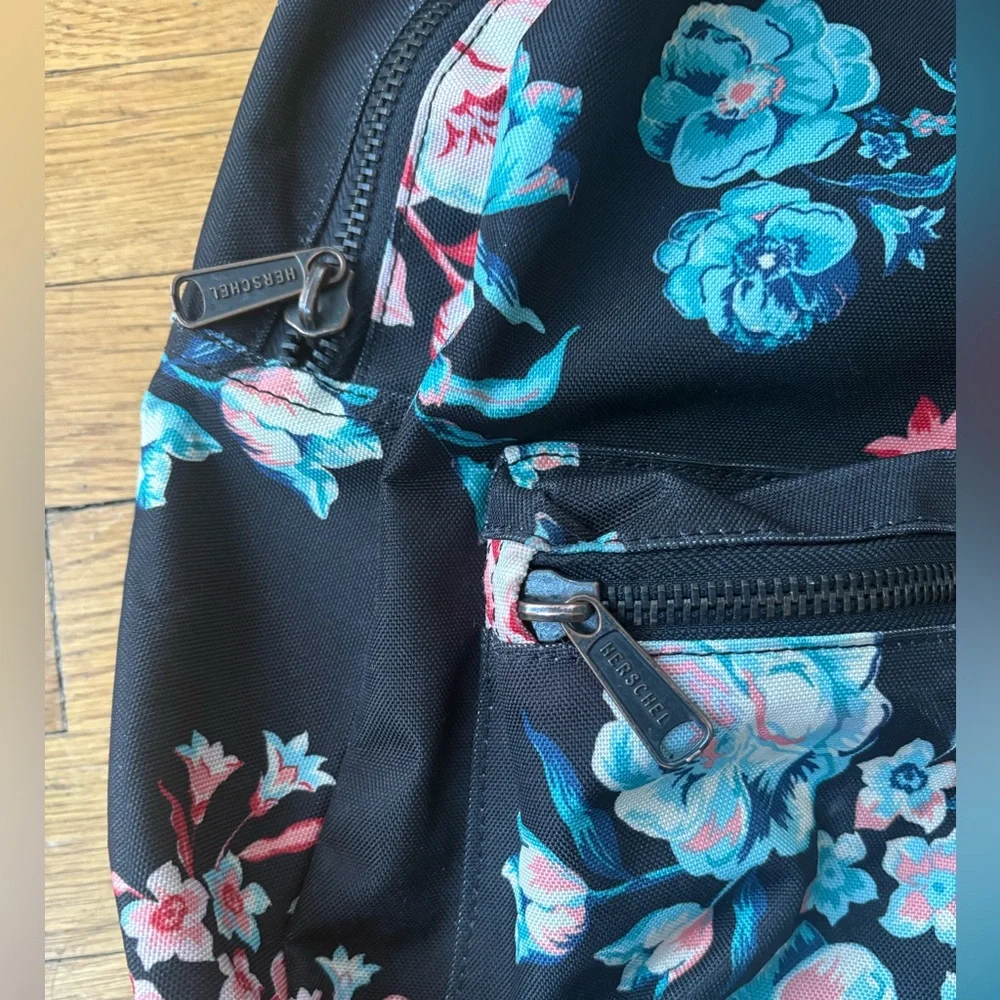 Herschel Backpack Black w/ Multicolor Floral Pattern Striped Lining Front Pocket